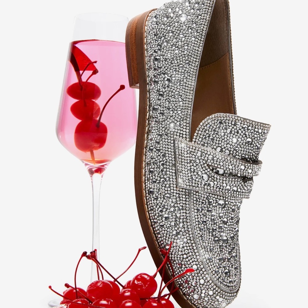 Betsey Johnson Sparkling Silver Loafers size 7.5